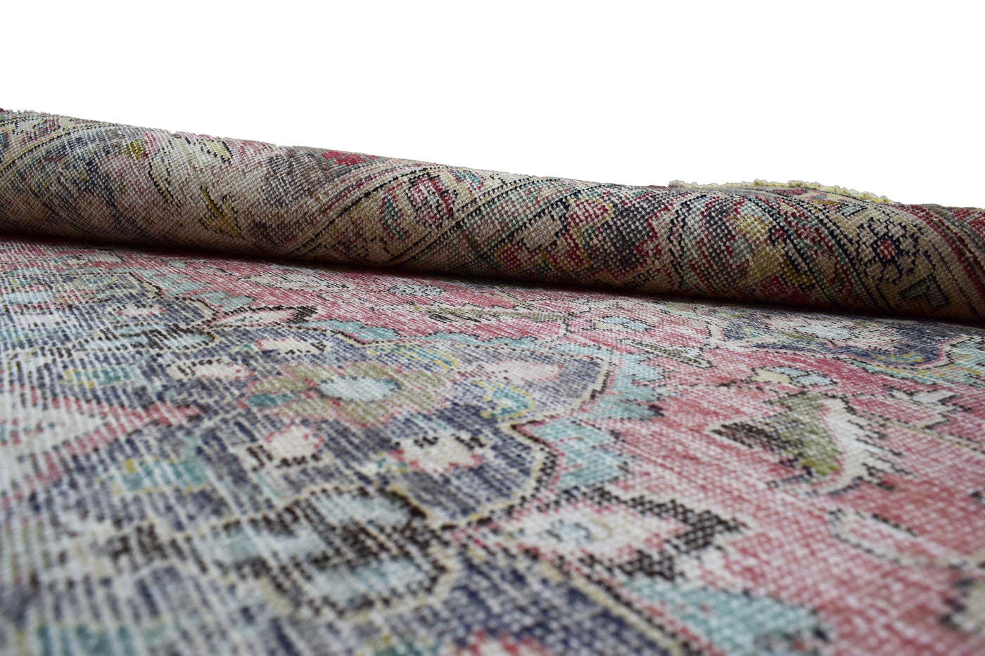 Vintage Distressed Persian Rug – Alabaster Haze