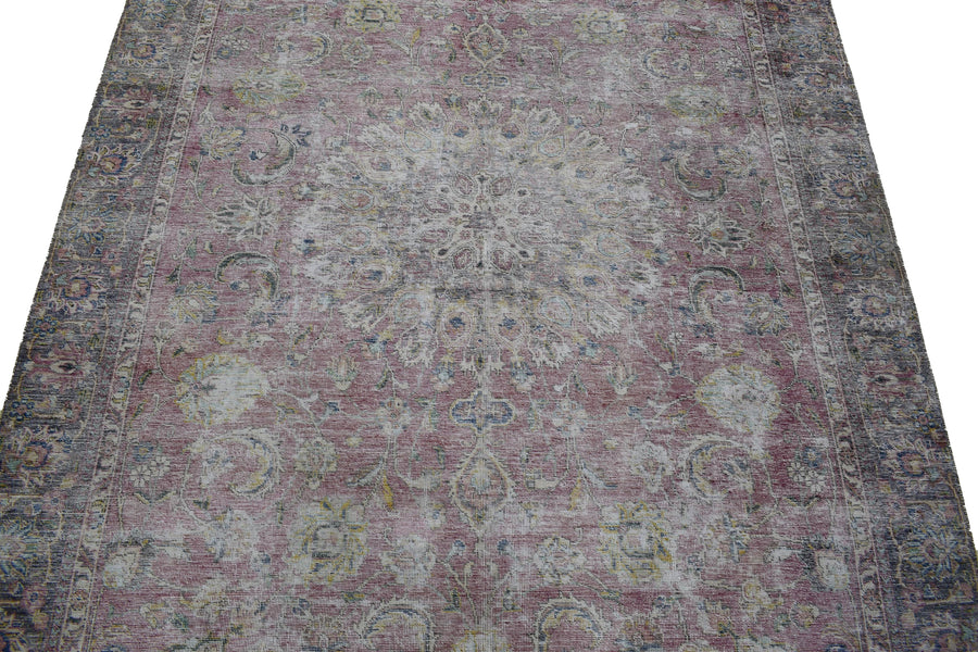 DISTRESSED Vintage Persian Rug, 231 x 327 cm