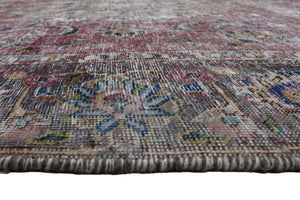 DISTRESSED Vintage Persian Rug, 231 x 327 cm