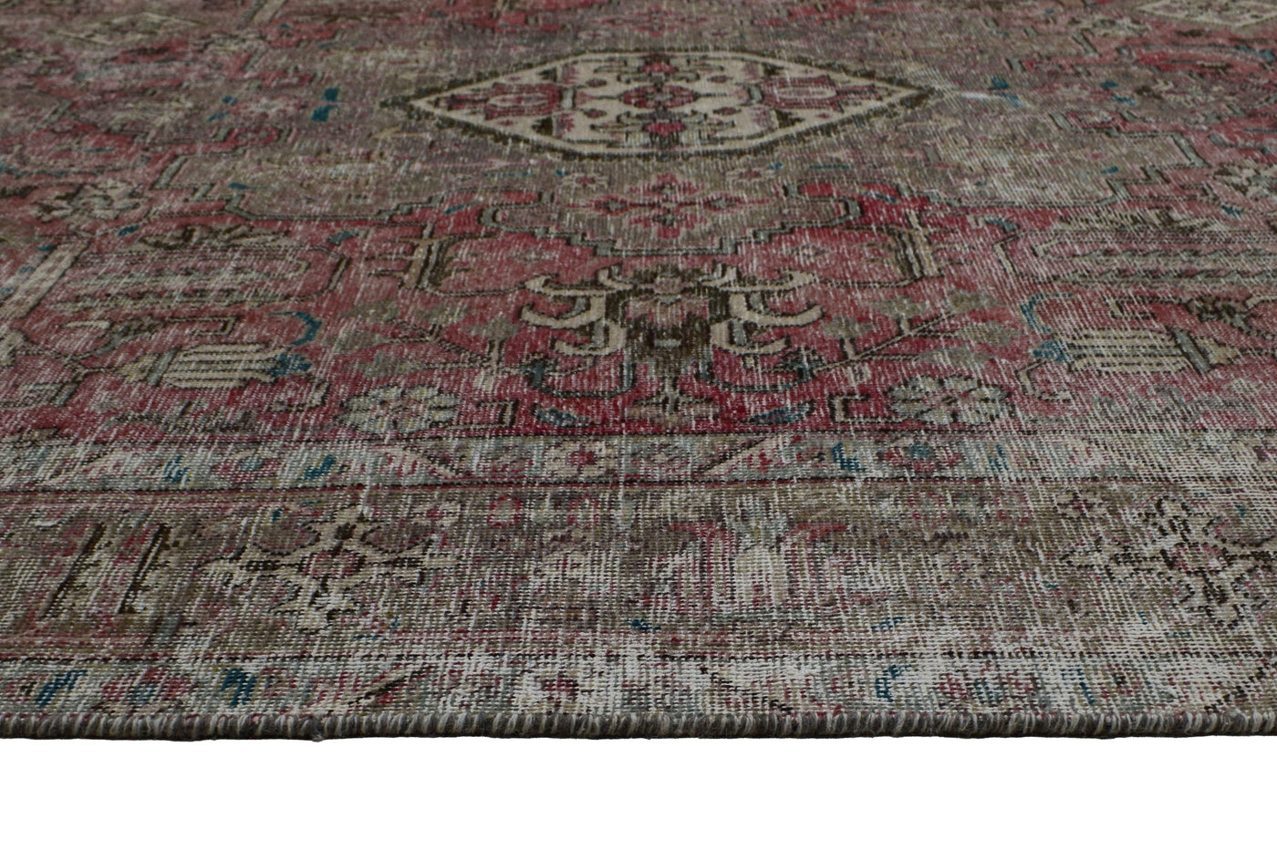 DISTRESSED Vintage Persian Rug, 213 x 290 cm