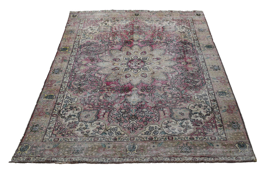 DISTRESSED Vintage Persian Rug, 194 x 304 cm