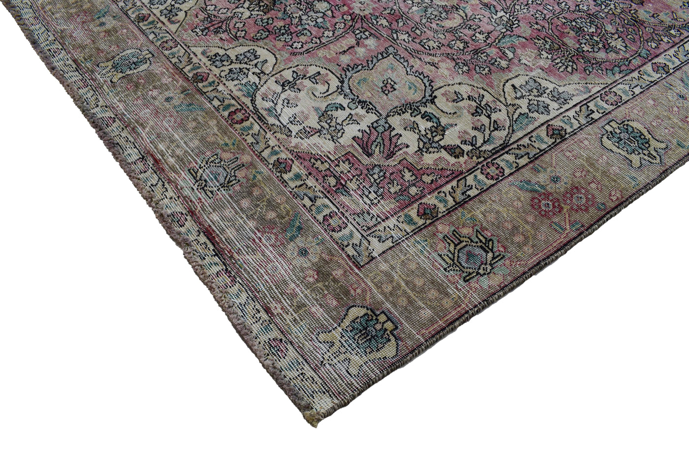 Vintage Distressed Persian Rug – Pearl Echo