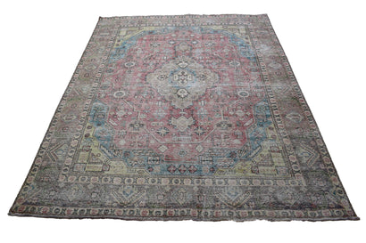 DISTRESSED Vintage Persian Rug, 297 x 372 cm