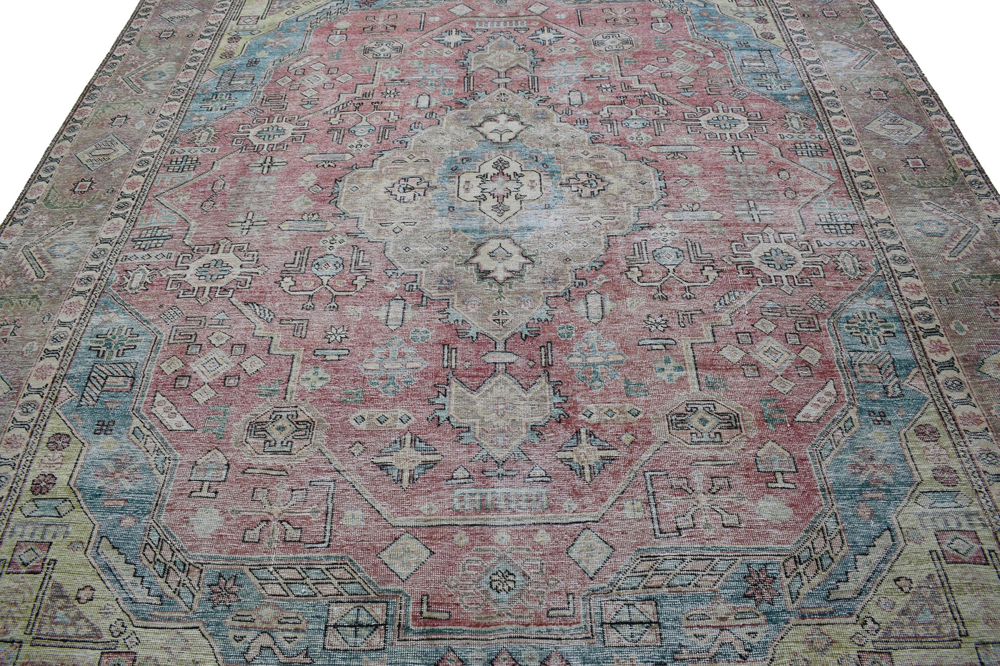 Vintage Distressed Persian Rug – Parchment Fade