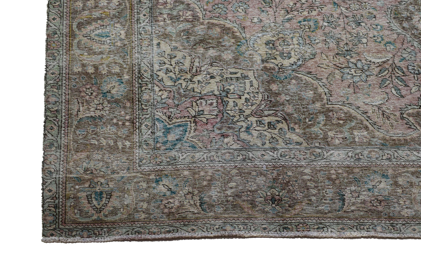 Vintage Distressed Persian Rug – Fawn Mist