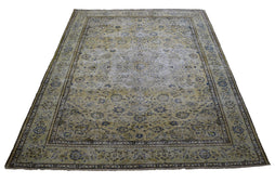 DISTRESSED Vintage Persian Rug, 285 x 373 cm