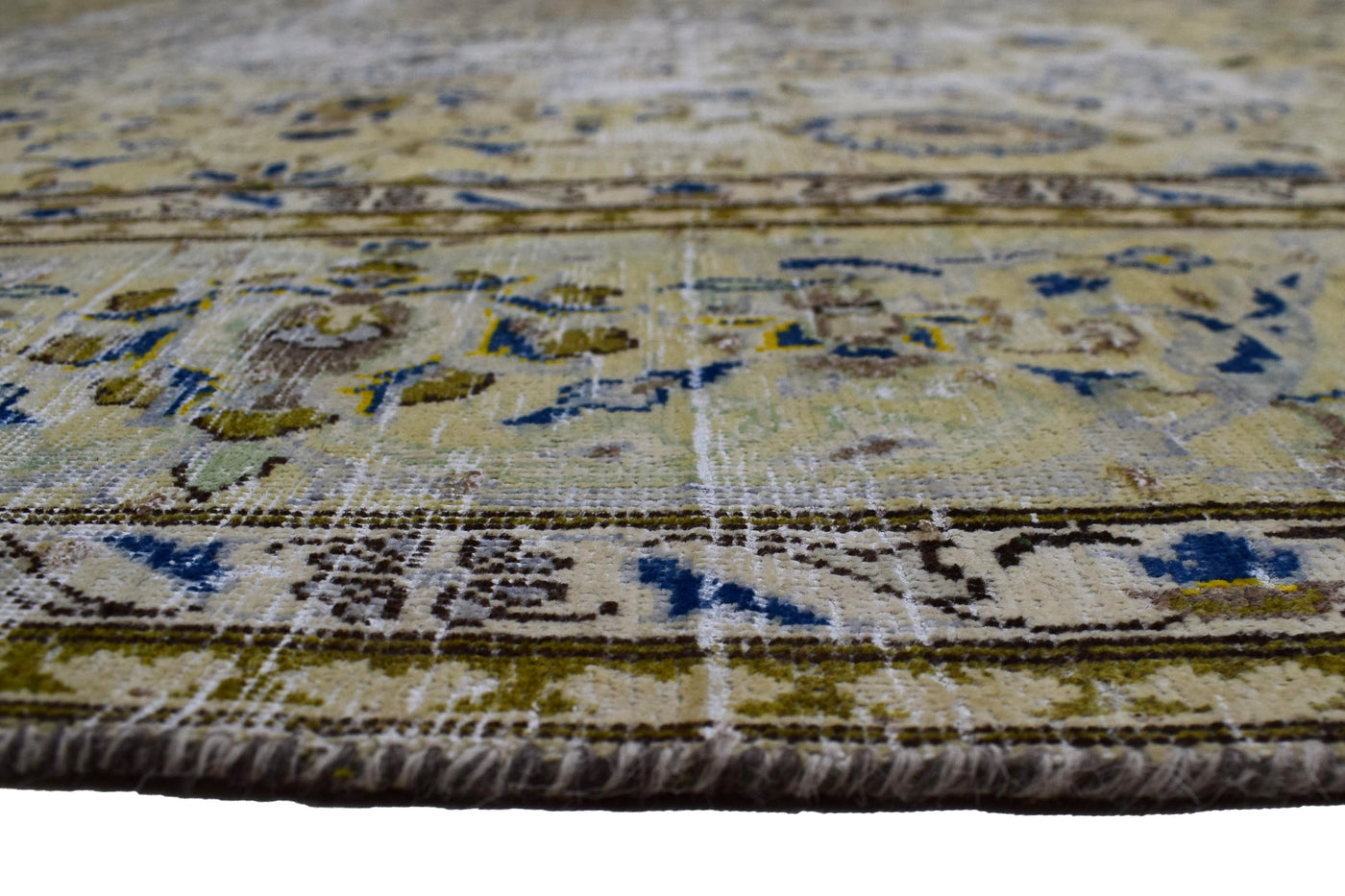 Vintage Distressed Persian Rug – Oatmeal Mist