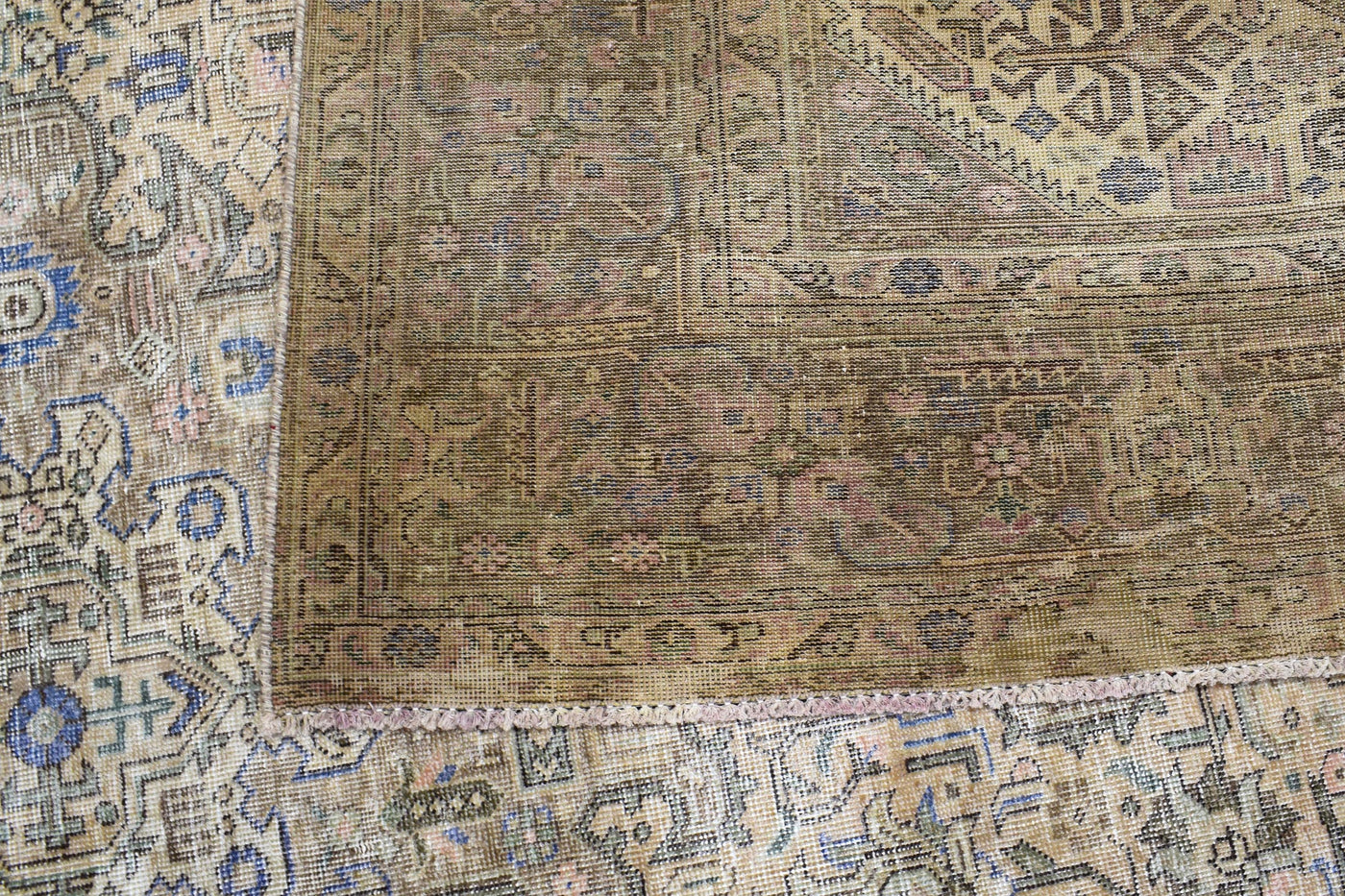 Vintage Distressed Persian Rug – Alabaster Fade