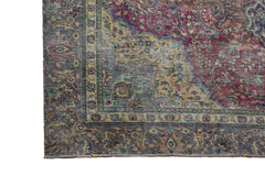 DISTRESSED Vintage Persian Rug, 272 x 360 cm