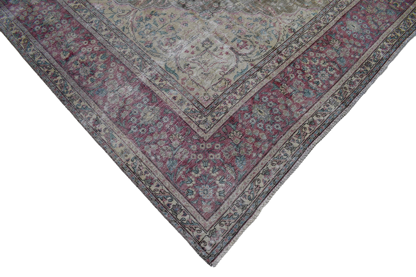 Vintage Distressed Persian Rug – Fawn Relic