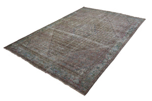 DISTRESSED Vintage Persian Rug, 280 x 409 cm