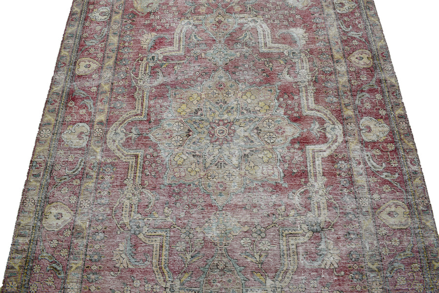 DISTRESSED Vintage Persian Rug, 195 x 284 cm