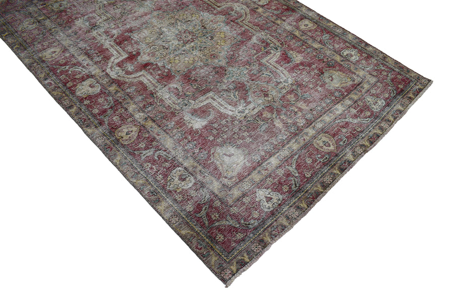 DISTRESSED Vintage Persian Rug, 195 x 284 cm
