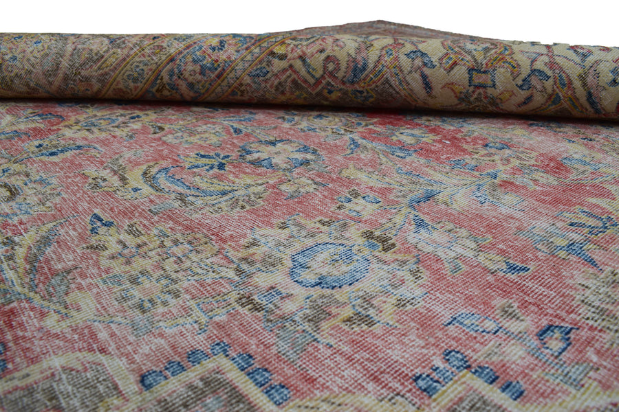 DISTRESSED Vintage Persian Rug, 305 x 408 cm