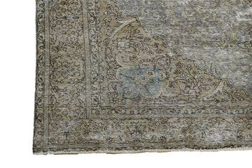 DISTRESSED Vintage Persian Rug, 288 x 391 cm