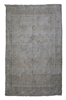 DISTRESSED Vintage Persian Rug, 283 x 372 cm