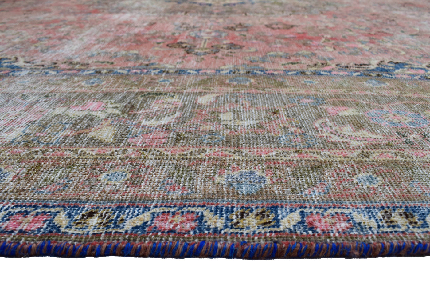 Vintage Distressed Persian Rug – Ivory Whisper