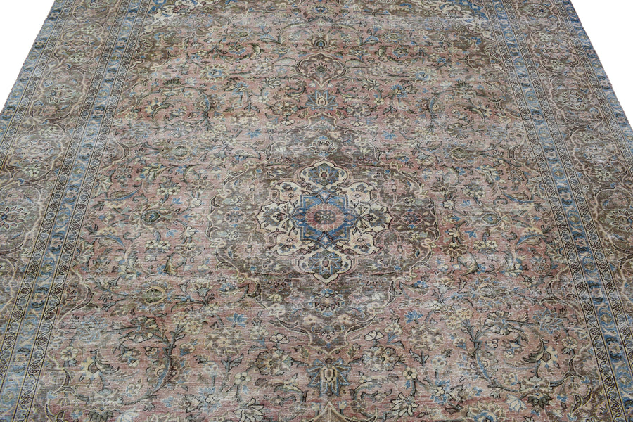 DISTRESSED Vintage Persian Rug, 284 x 375 cm