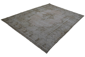 DISTRESSED Vintage Persian Rug, 280 x 363 cm