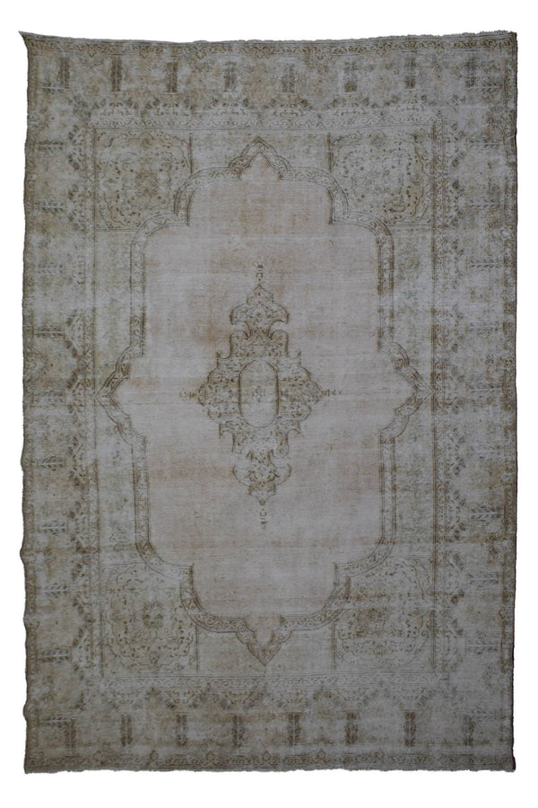 DISTRESSED Vintage Persian Rug, 280 x 363 cm