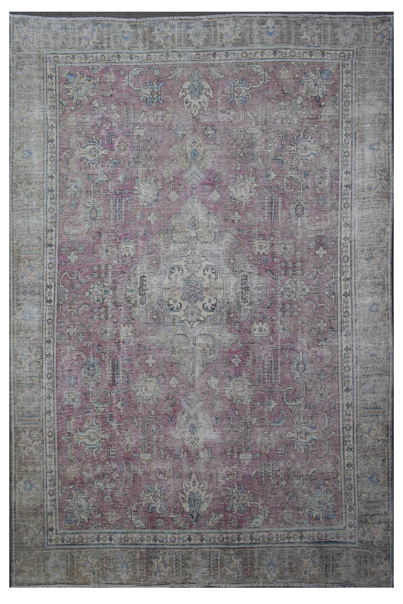 Distressed hand knotted vintage Persian rug 275x363 cm with faded rose field and subtle central medallion