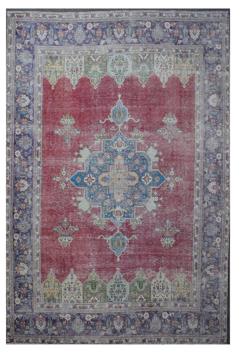 Distressed hand knotted vintage Persian rug 288x375 cm with faded red field and blue central medallion