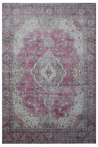 Distressed hand knotted vintage Persian rug 272x366 cm with faded rose field and ornate central medallion