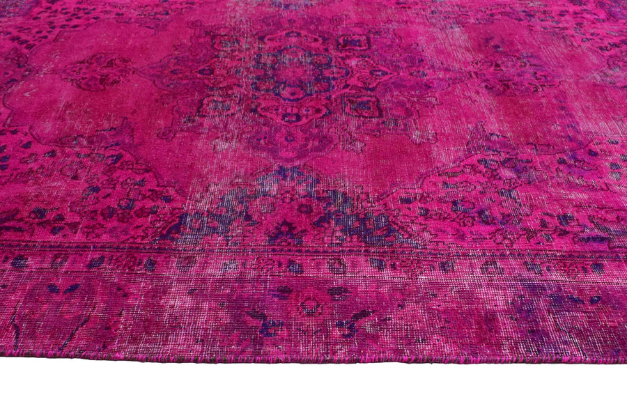 OVERDYED Vintage Persian Rug, 185 x 285 cm